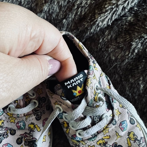 Vans Mario Kart Game Over Toddler Sneakers Sz 6.5 - Picture 4 of 9